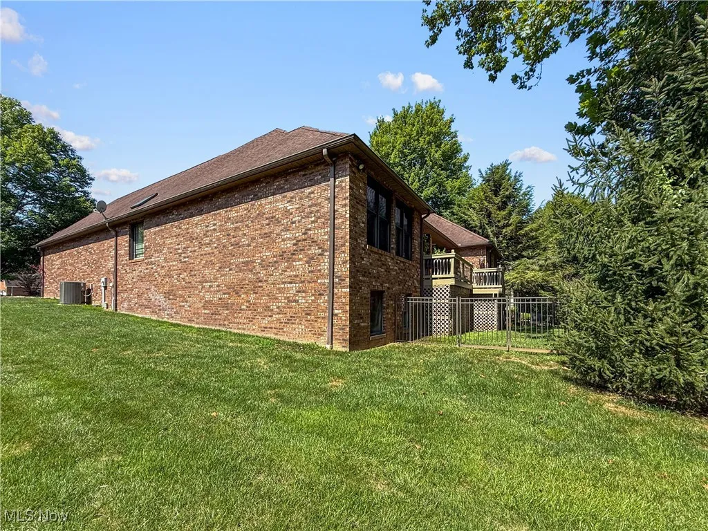 9 Henderson Lane, Williamstown, West Virginia 26187,MLS Now Listing ID