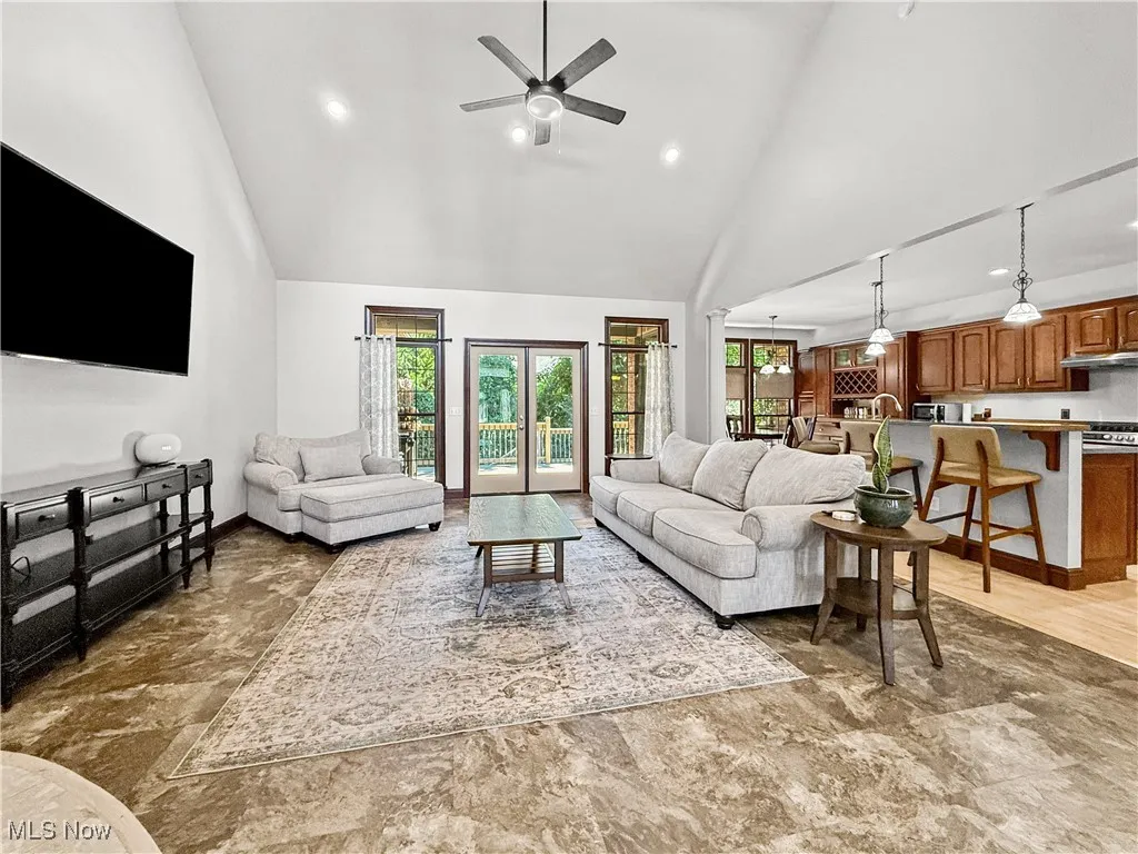 9 Henderson Lane, Williamstown, West Virginia 26187,MLS Now Listing ID