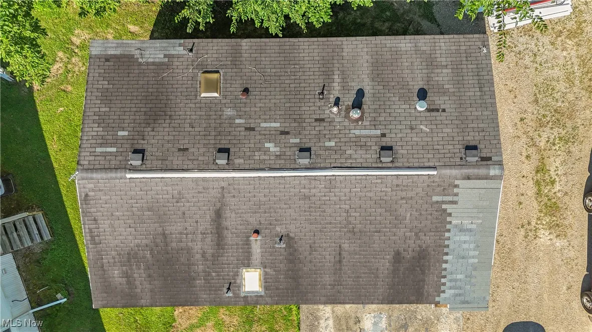 Aerial view of property and surrounding area