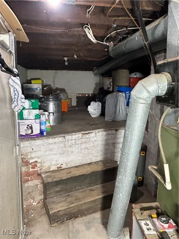 Basement view of concrete flooring