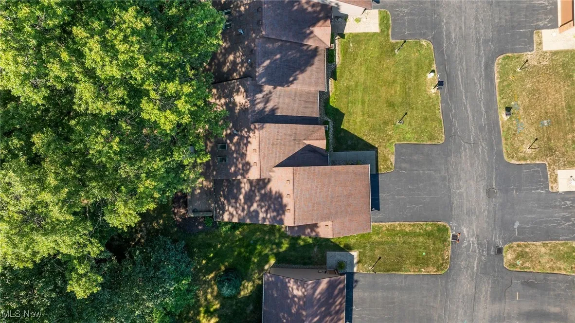 Aerial overview of property's location