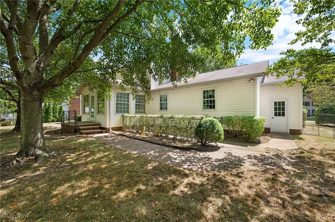 1129 Sprucewood Street, North Canton, Ohio 44720,MLS Now Listing ID