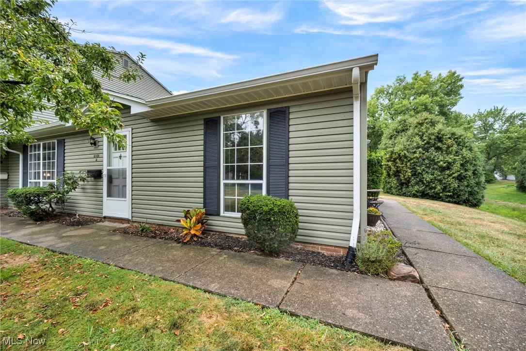 8109 Puritan Drive # A, Mentor, Ohio 44060,MLS Now Listing ID