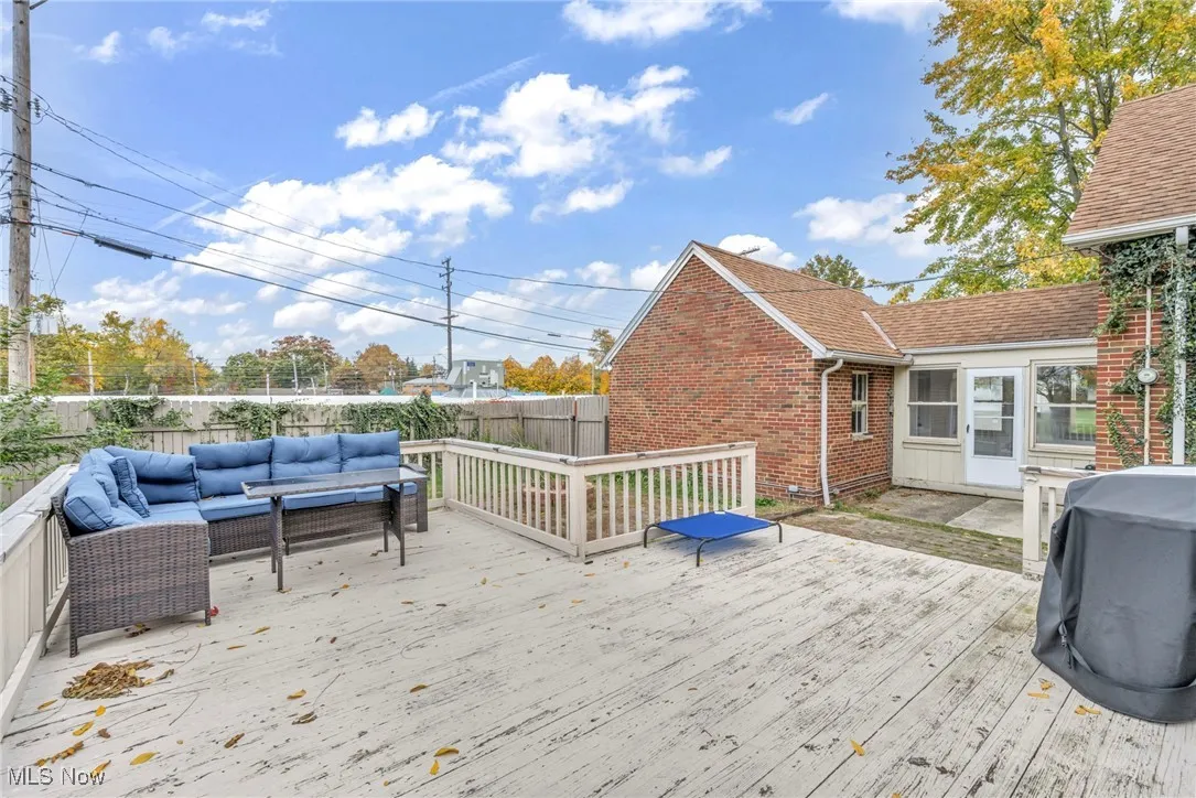 5818 Chestnut Hills Drive, Parma, Ohio 44129,MLS Now Listing ID