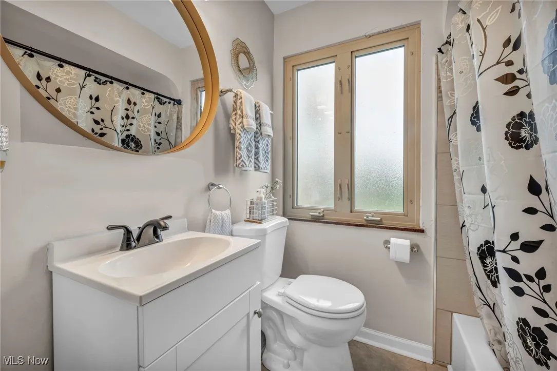 5818 Chestnut Hills Drive, Parma, Ohio 44129,MLS Now Listing ID