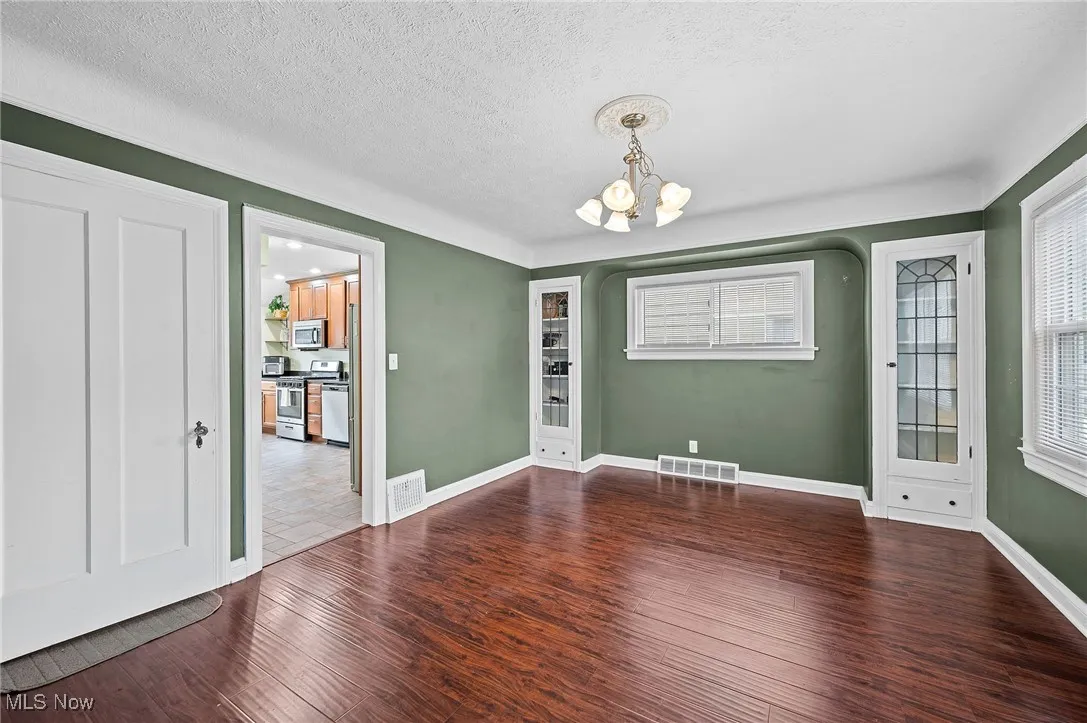 52 Eldred Avenue, Bedford, Ohio 44146,MLS Now Listing ID