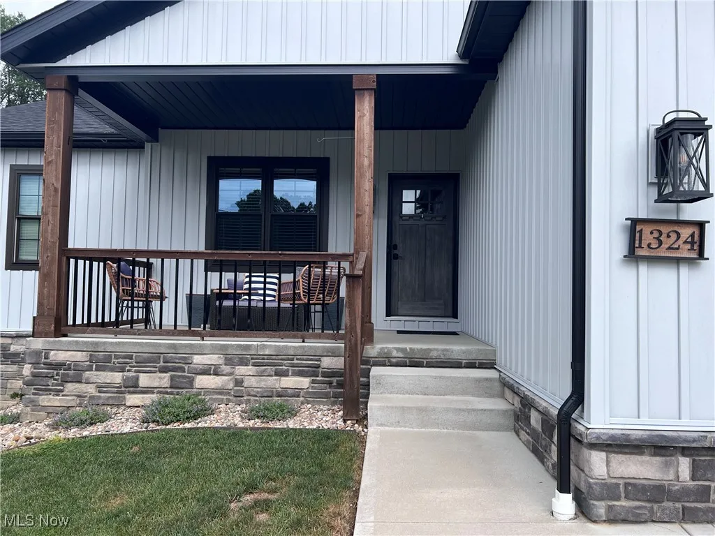 1324 2nd Street, New Philadelphia, Ohio 44663,MLS Now Listing ID