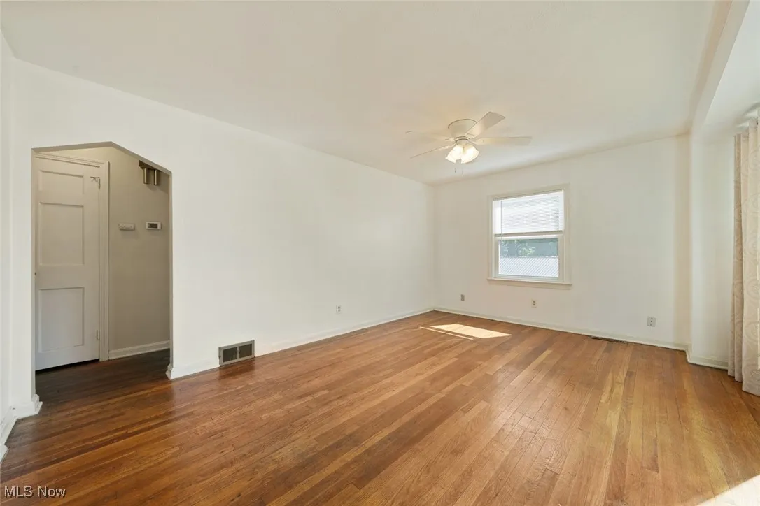 2405 E 35th Street, Lorain, Ohio 44055,MLS Now Listing ID