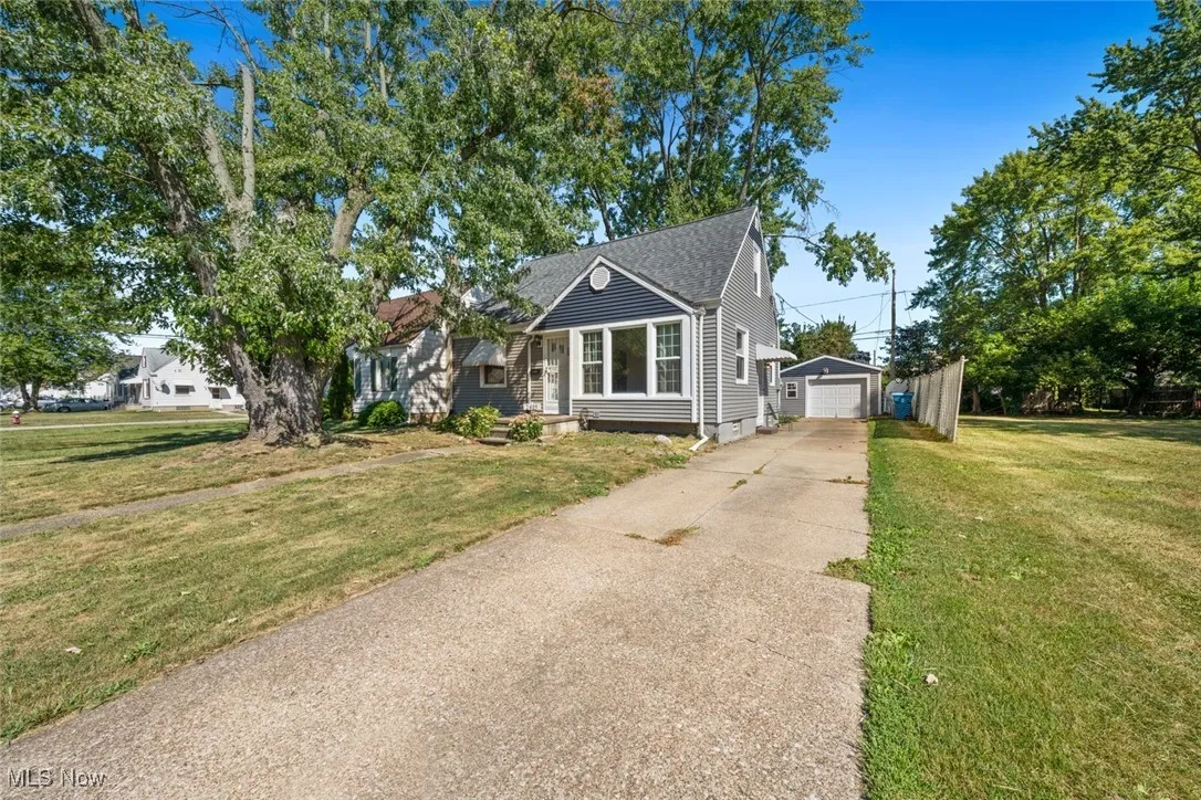 2405 E 35th Street, Lorain, Ohio 44055,MLS Now Listing ID