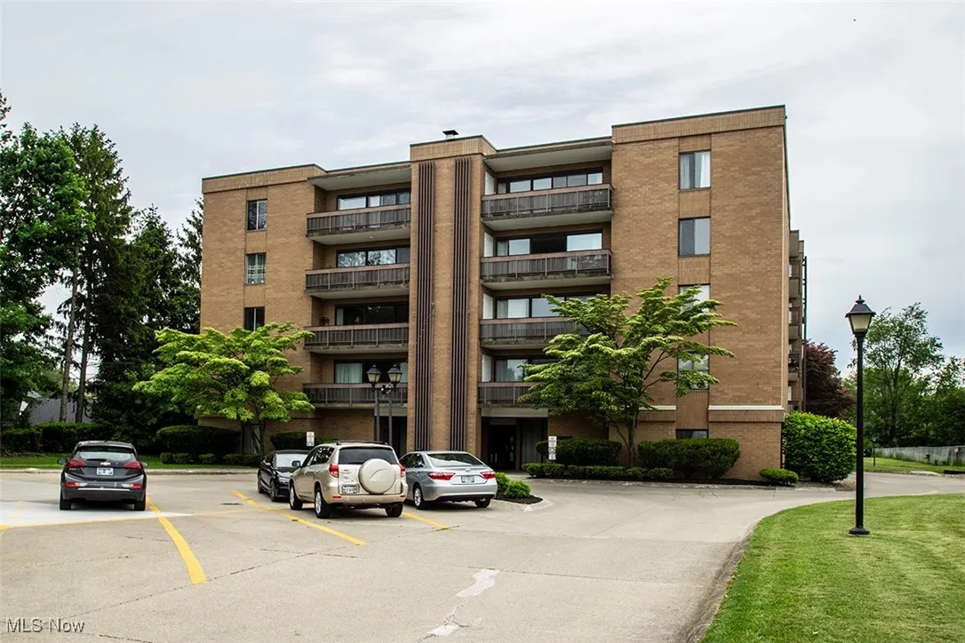 22555 Center Ridge Road # 302, Rocky River, Ohio 44116,MLS Now Listing ID