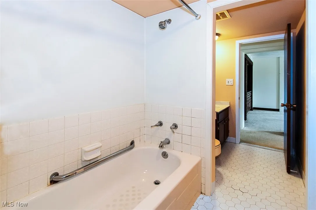 22555 Center Ridge Road # 302, Rocky River, Ohio 44116,MLS Now Listing ID