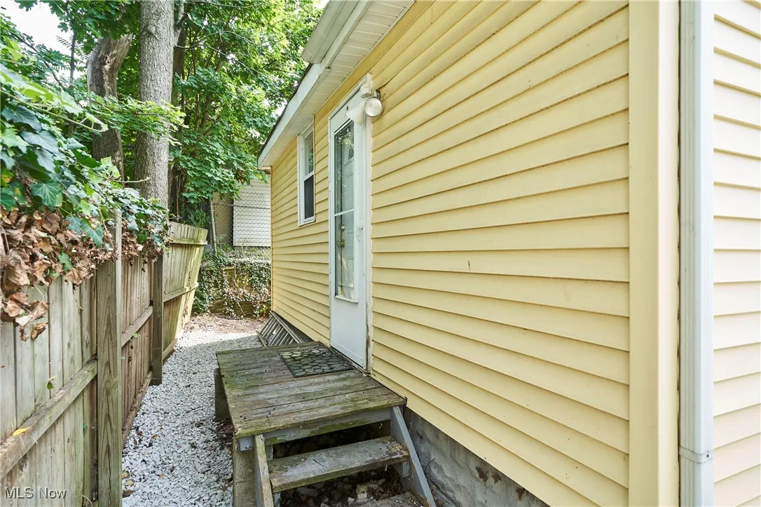 Privacy fence