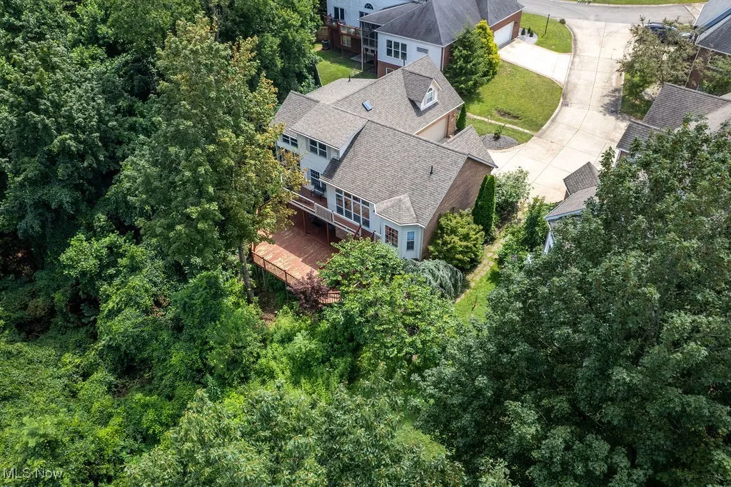 Aerial view of property and surrounding area