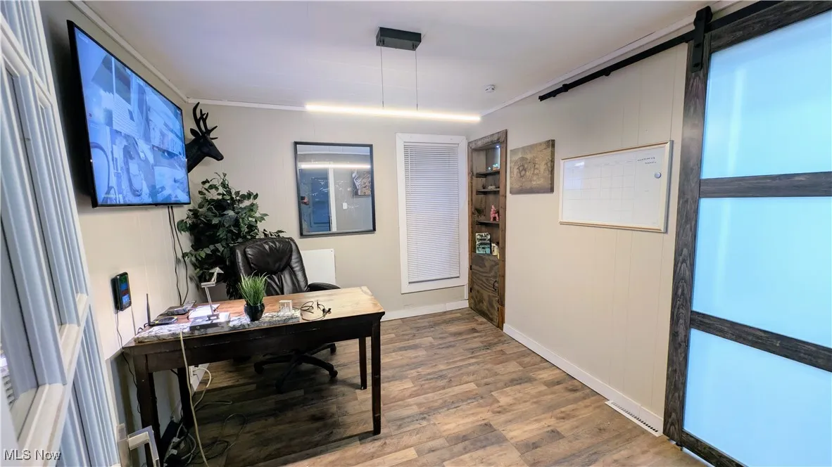 First Floor Bedroom w/ joining bath