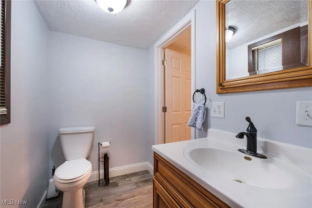 2175 Grissom Drive, Warren, Ohio 44483,MLS Now Listing ID