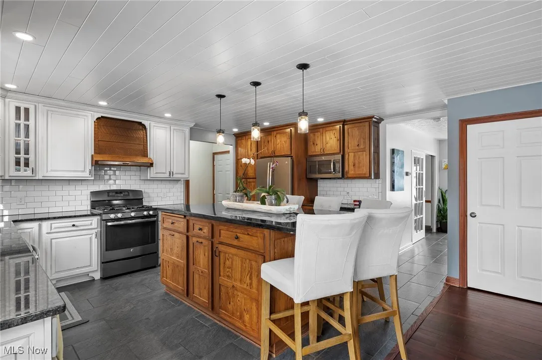 1960 George Drive, Brunswick, Ohio 44212,MLS Now Listing ID