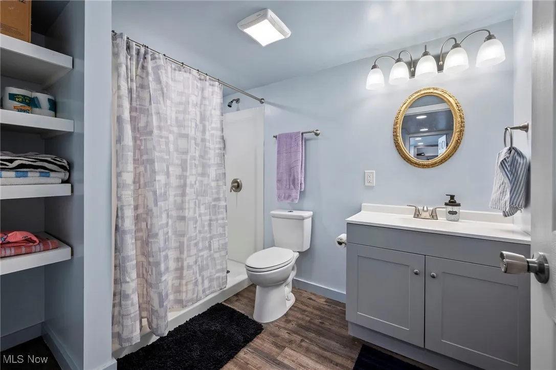 Full bathroom in the basement