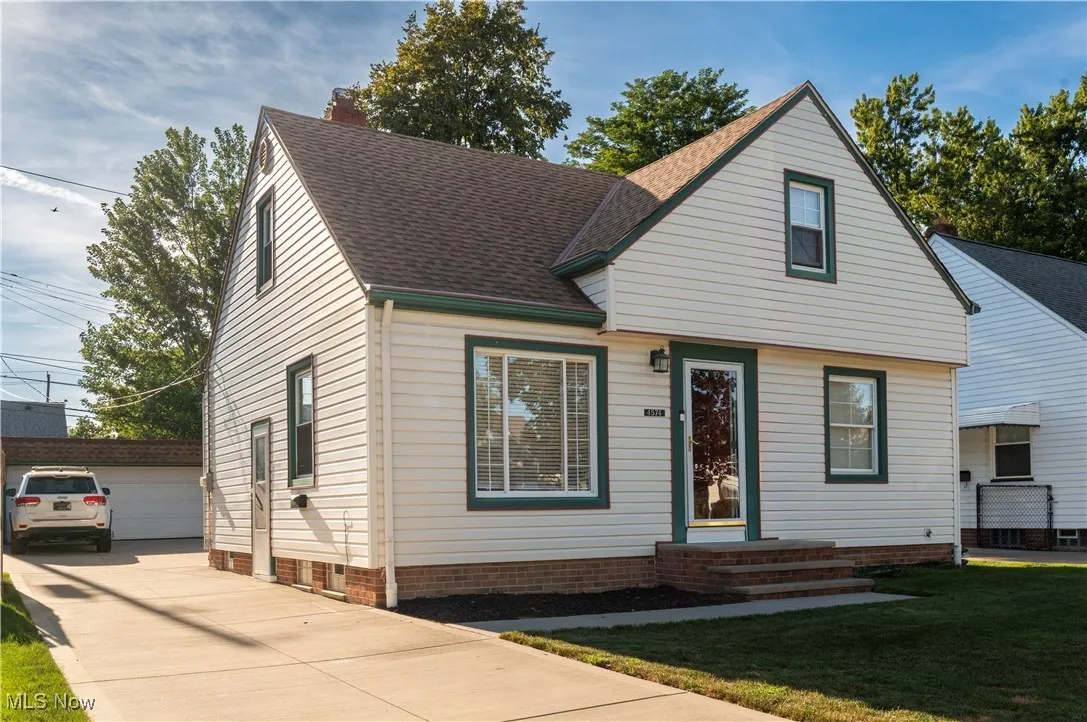 4574 Bentwood Drive, Brooklyn, Ohio 44144,MLS Now Listing ID