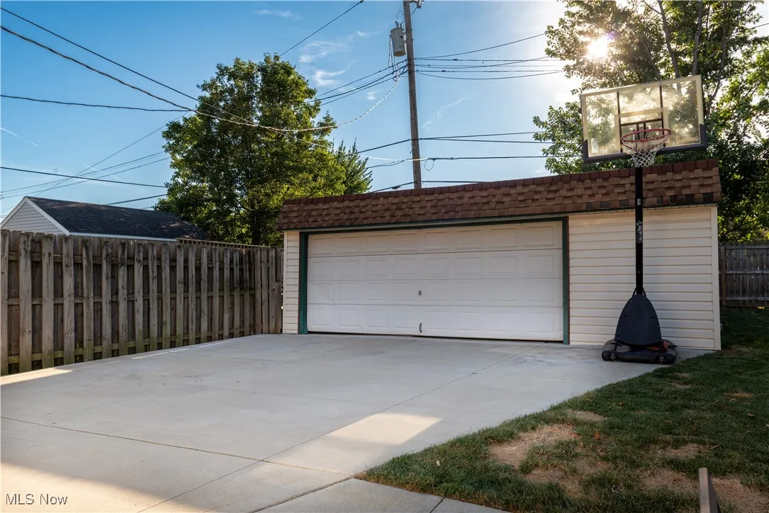 4574 Bentwood Drive, Brooklyn, Ohio 44144,MLS Now Listing ID