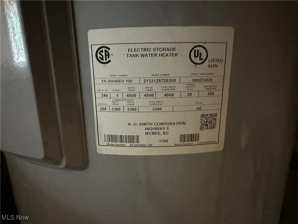 Detailed view of water heater