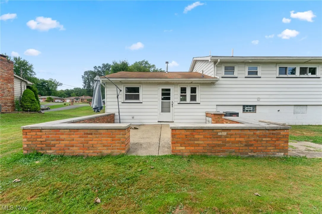 7660 Connelly Road, Hubbard, Ohio 44438,MLS Now Listing ID