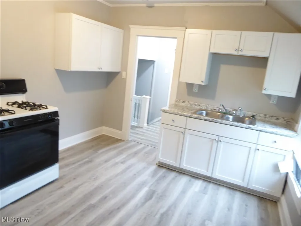 3295 W 54th Street, Cleveland, Ohio 44102,MLS Now Listing ID