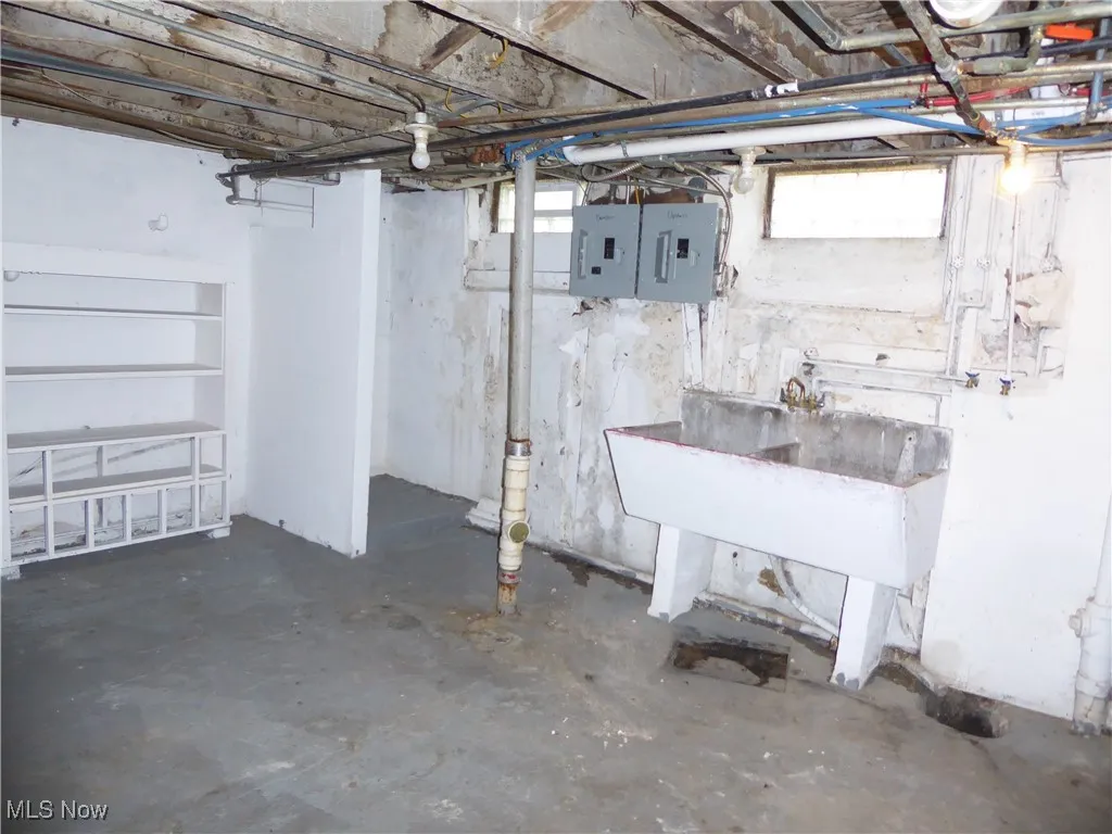 3295 W 54th Street, Cleveland, Ohio 44102,MLS Now Listing ID