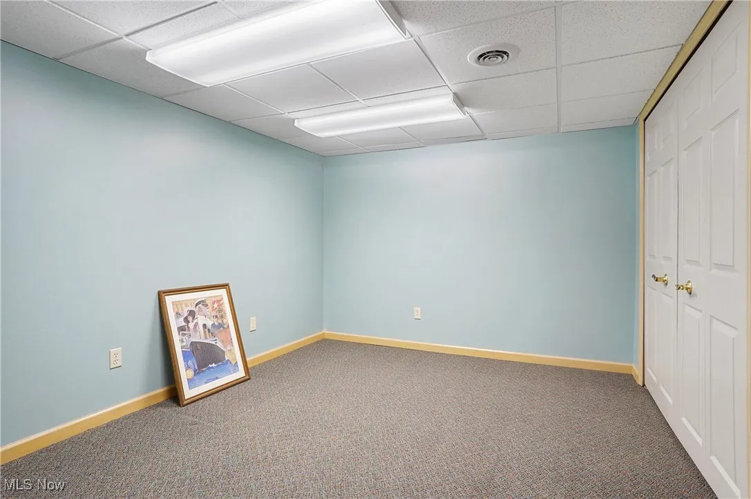 Basement bedroom/ office (could be 7th BR!!)