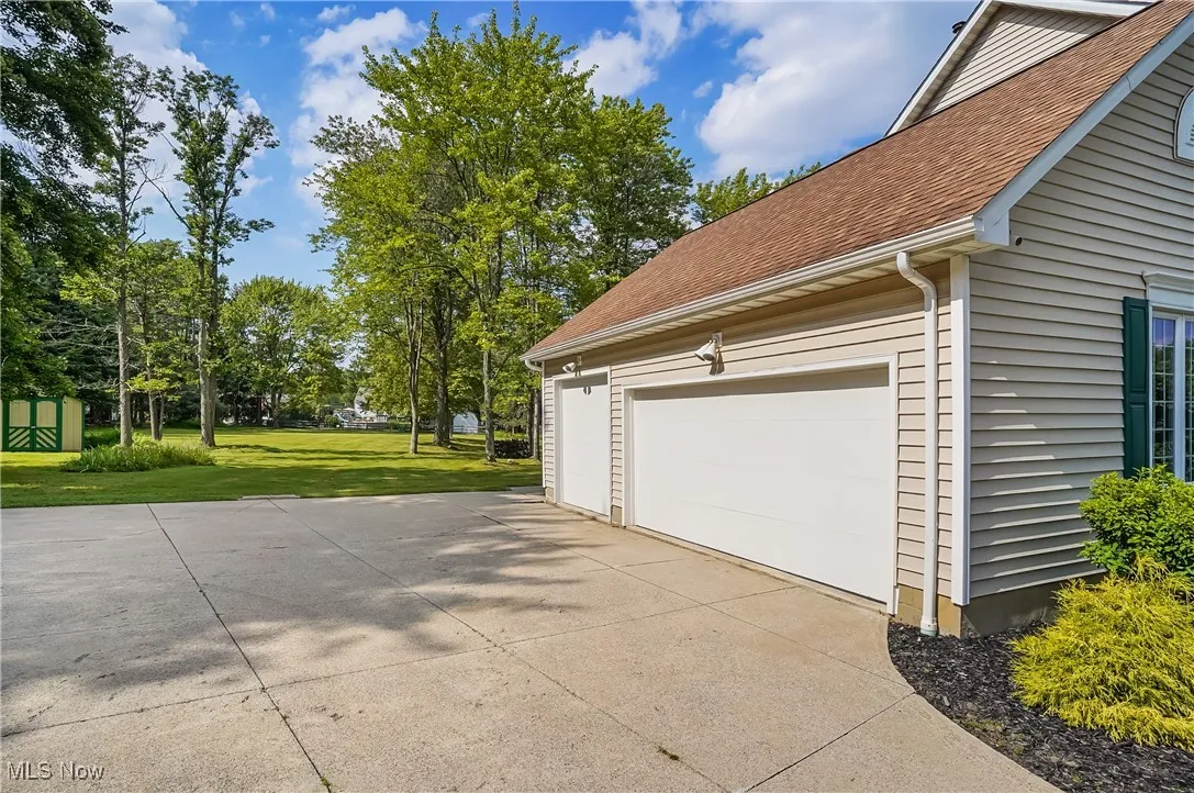 THREE car garage with polyaspartic floors