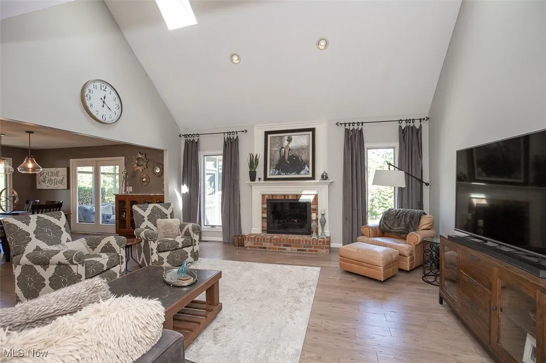 Cozy, gas fireplace