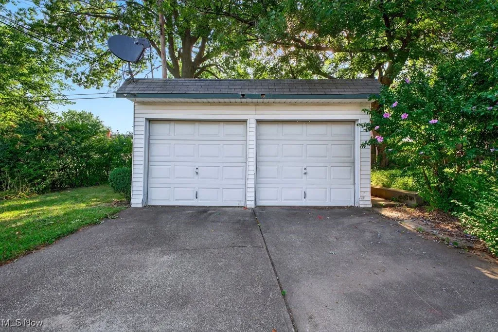 View of detached 2 car garage
