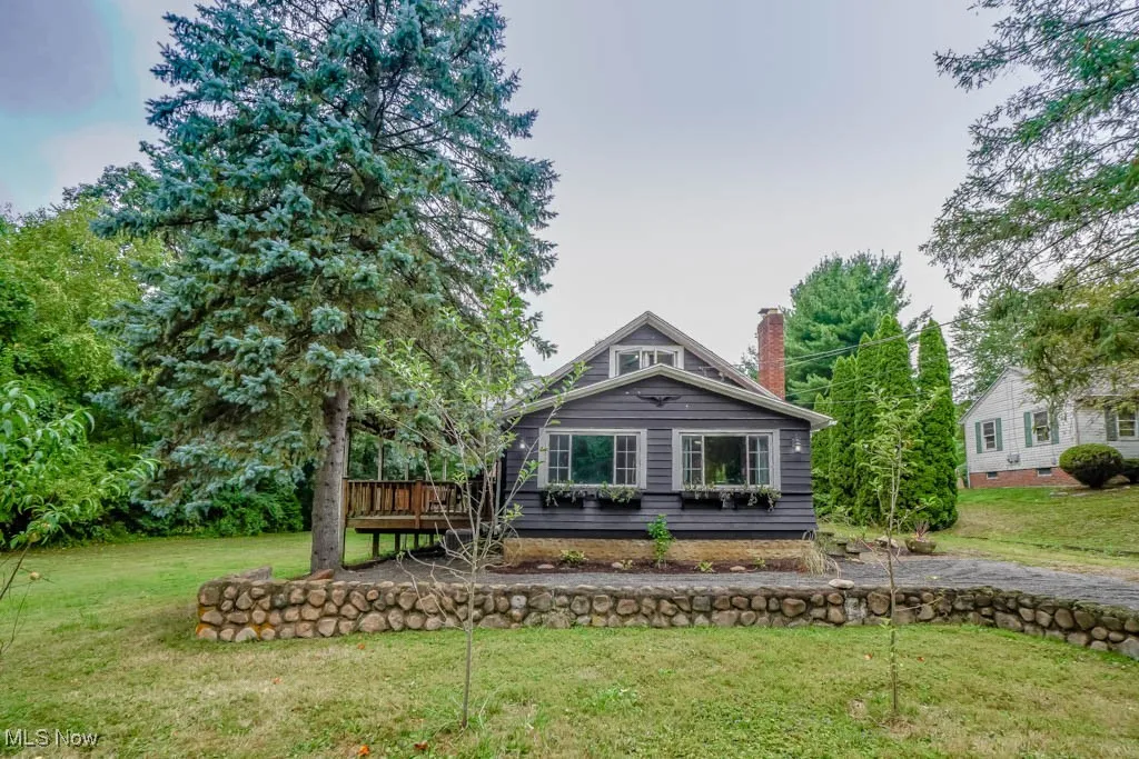 901 E Robinson Avenue, Barberton, Ohio 44203,MLS Now Listing ID