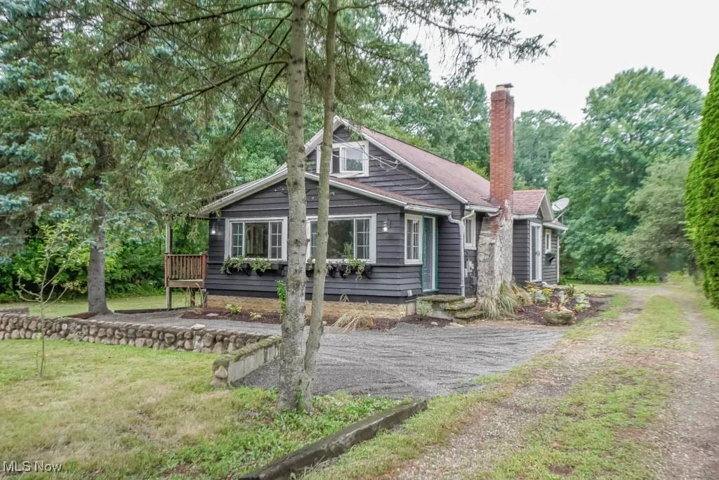 901 E Robinson Avenue, Barberton, Ohio 44203,MLS Now Listing ID