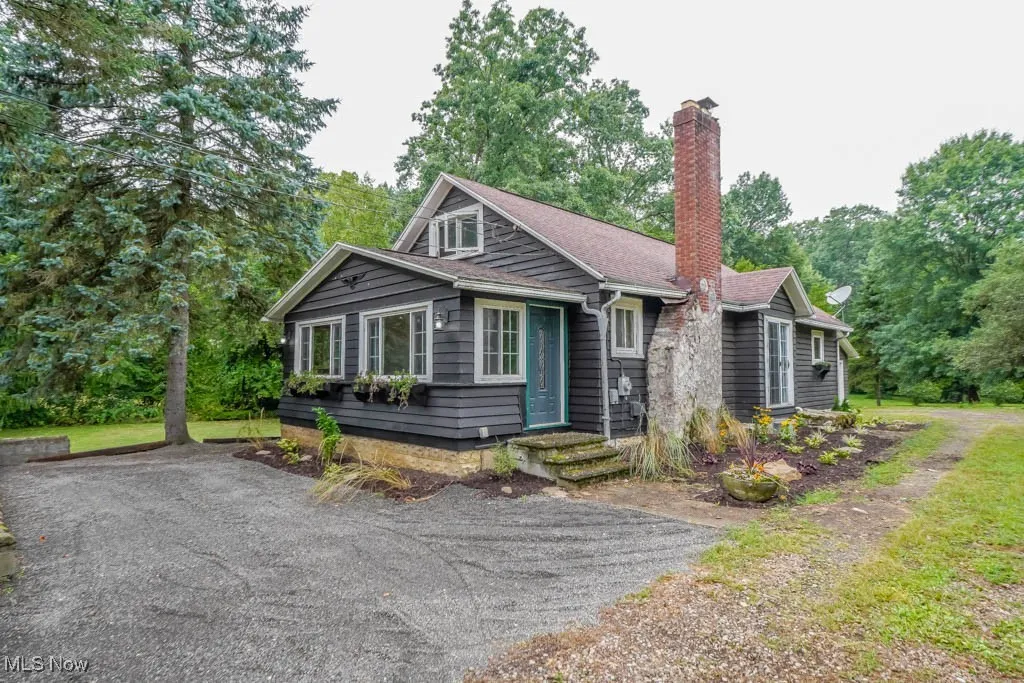 901 E Robinson Avenue, Barberton, Ohio 44203,MLS Now Listing ID