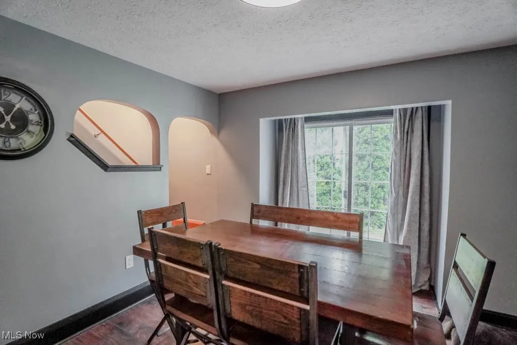 901 E Robinson Avenue, Barberton, Ohio 44203,MLS Now Listing ID