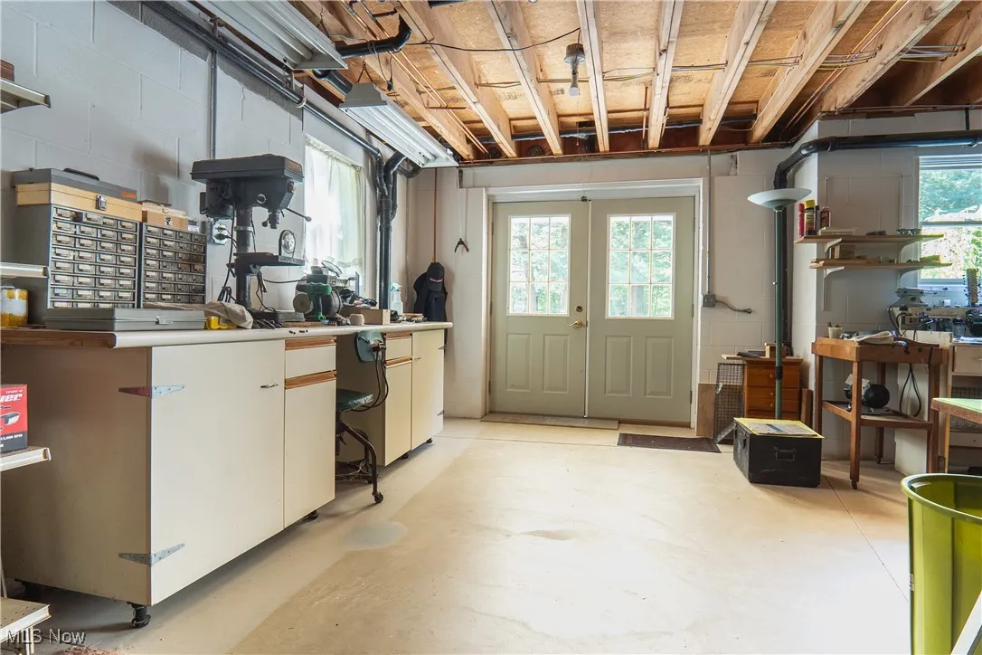 Walk-out basement entry/exit