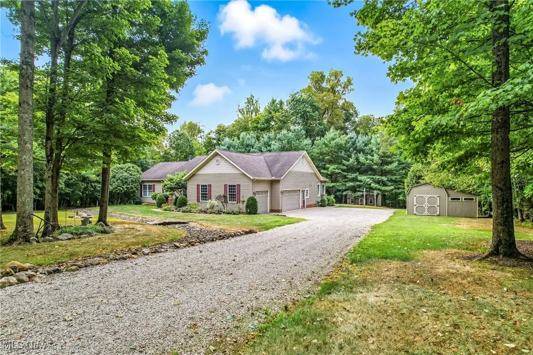 Driveway into home