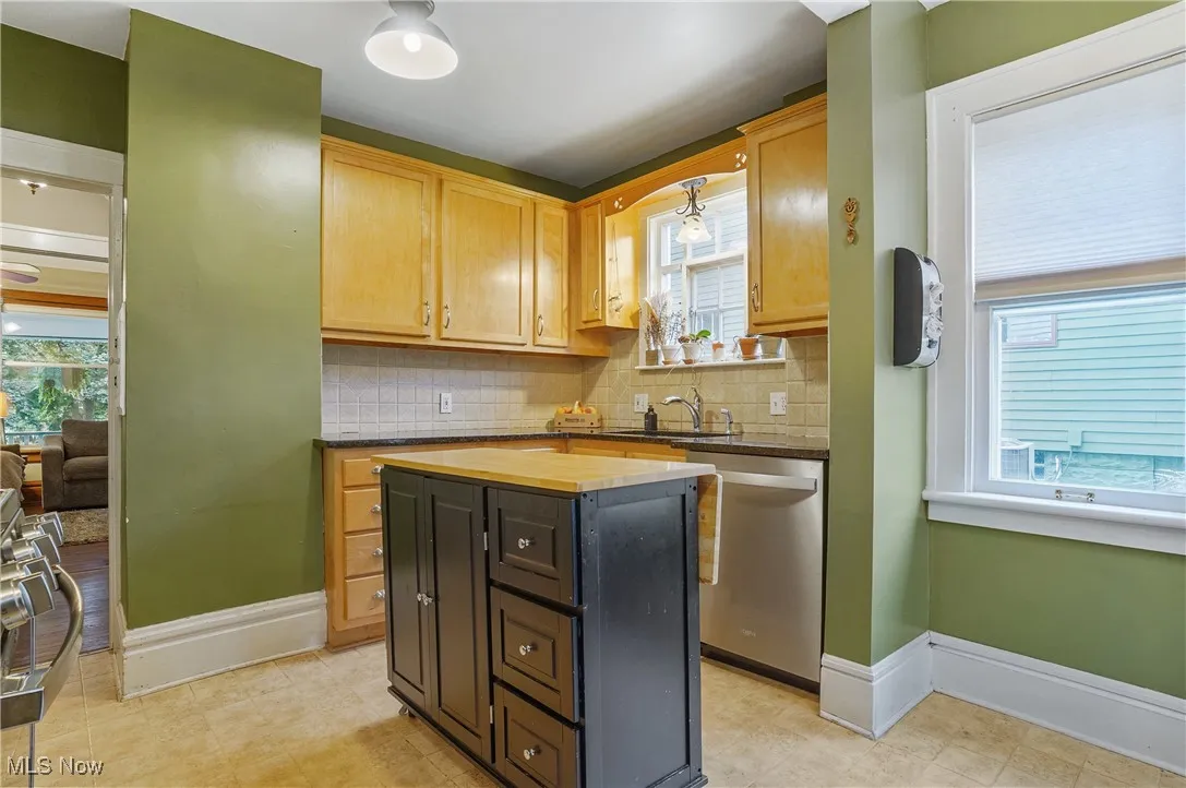 709 Wellesley Avenue, Akron, Ohio 44303,MLS Now Listing ID