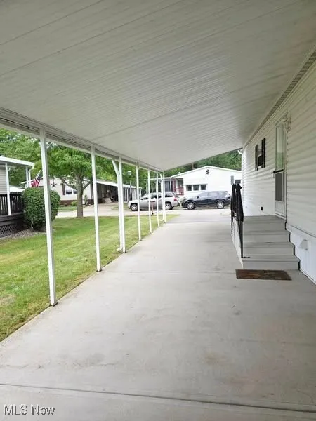 52 PERIWINKLE Drive, Olmsted Twp, Ohio 44138,MLS Now Listing ID