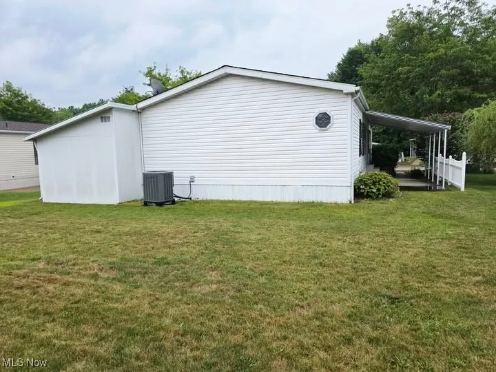 52 PERIWINKLE Drive, Olmsted Twp, Ohio 44138,MLS Now Listing ID