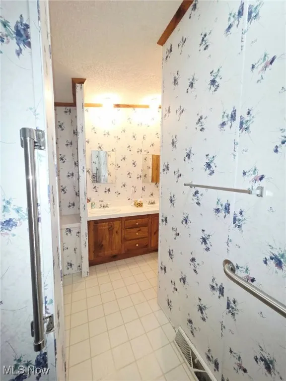 52 PERIWINKLE Drive, Olmsted Twp, Ohio 44138,MLS Now Listing ID