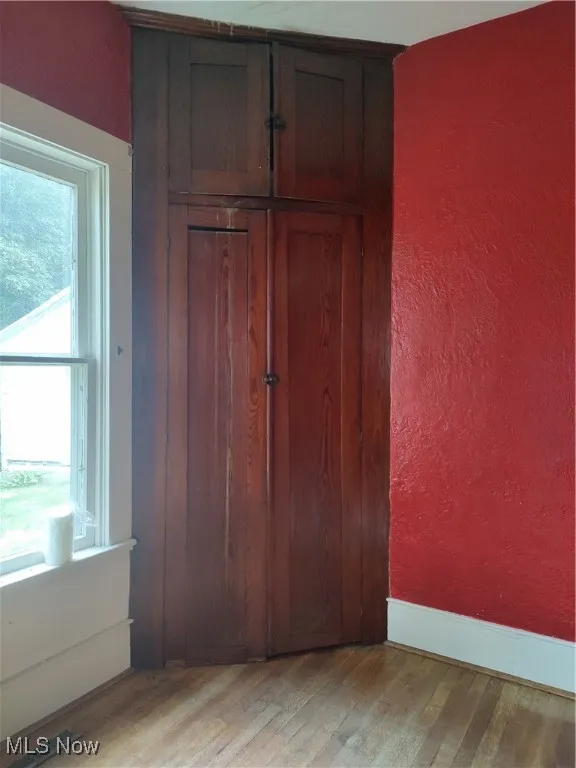4 Door Closet in Small BR