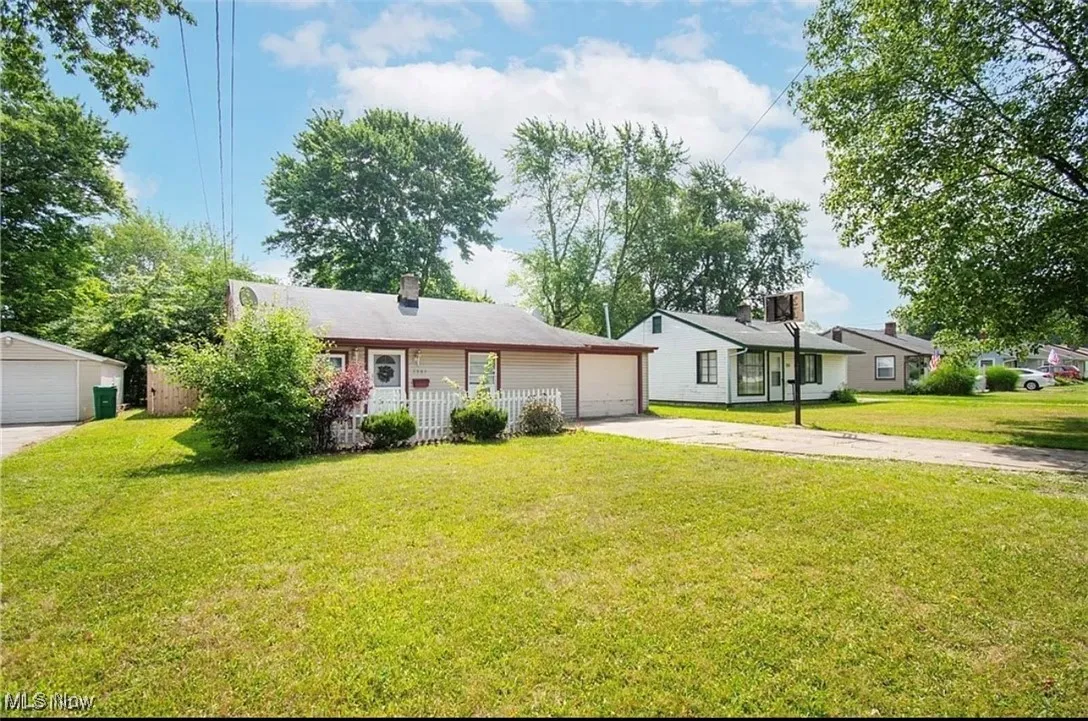 7387 Oregon Trail, Youngstown, Ohio 44512,MLS Now Listing ID