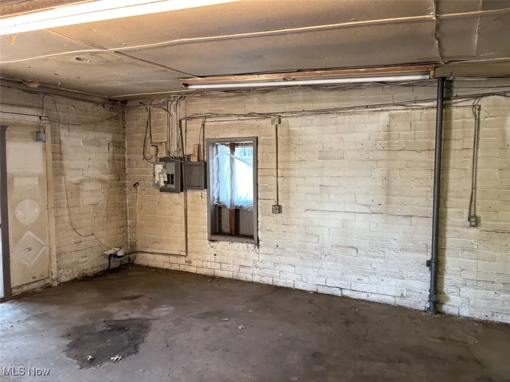 110 N Canfield Niles Road, Austintown, Ohio 44515,MLS Now Listing ID