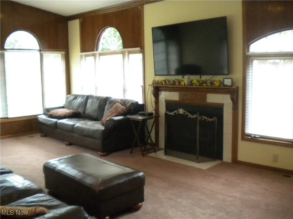 861 Wisteria Drive, Barberton, Ohio 44203,MLS Now Listing ID
