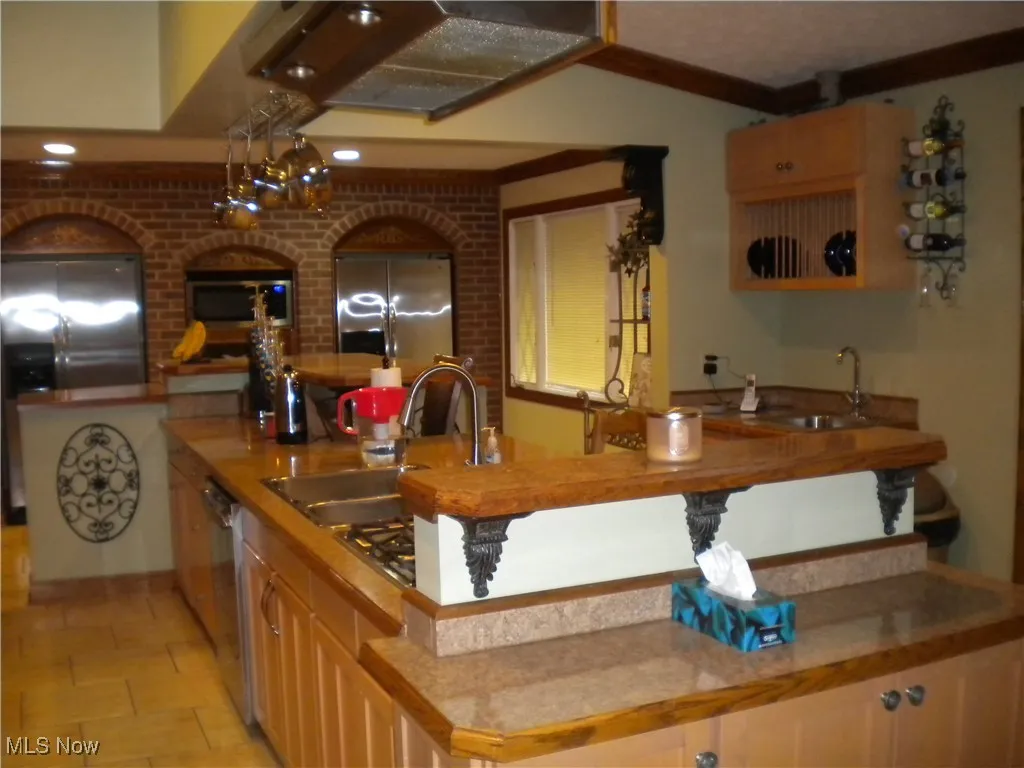 861 Wisteria Drive, Barberton, Ohio 44203,MLS Now Listing ID