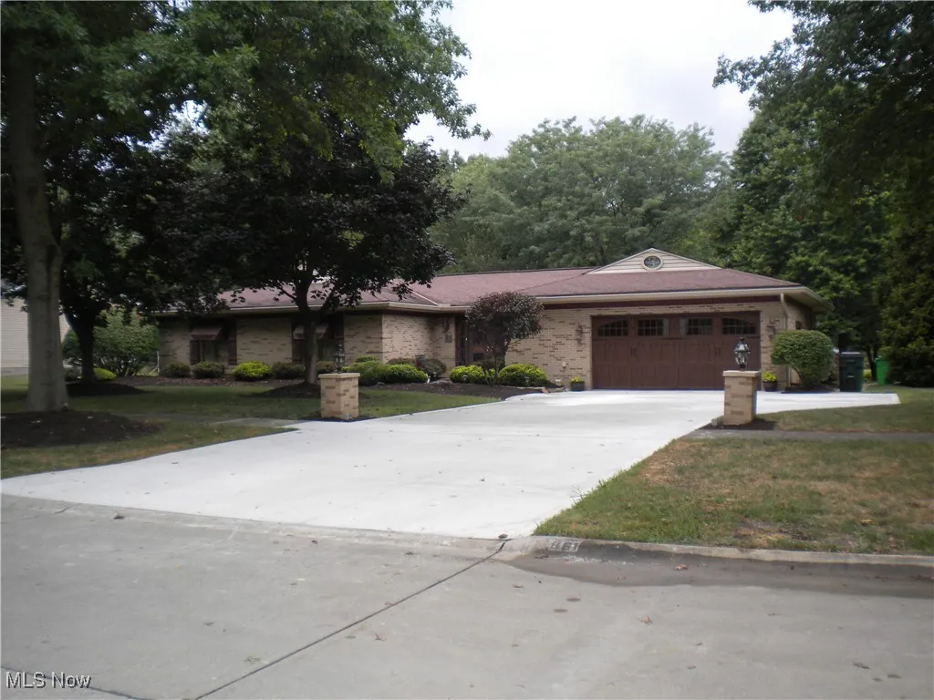 861 Wisteria Drive, Barberton, Ohio 44203,MLS Now Listing ID
