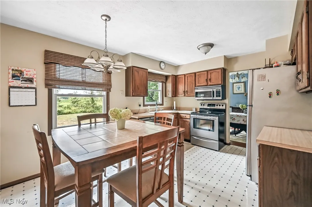 5173 Troyer Drive, Kent, Ohio 44240,MLS Now Listing ID