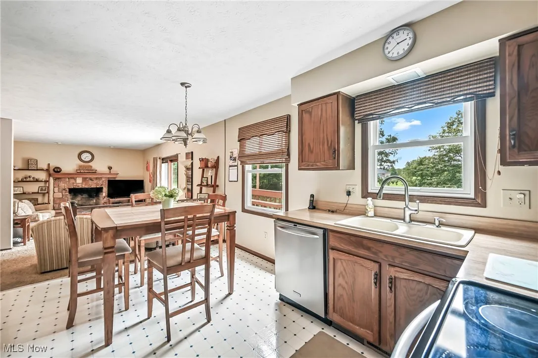 5173 Troyer Drive, Kent, Ohio 44240,MLS Now Listing ID