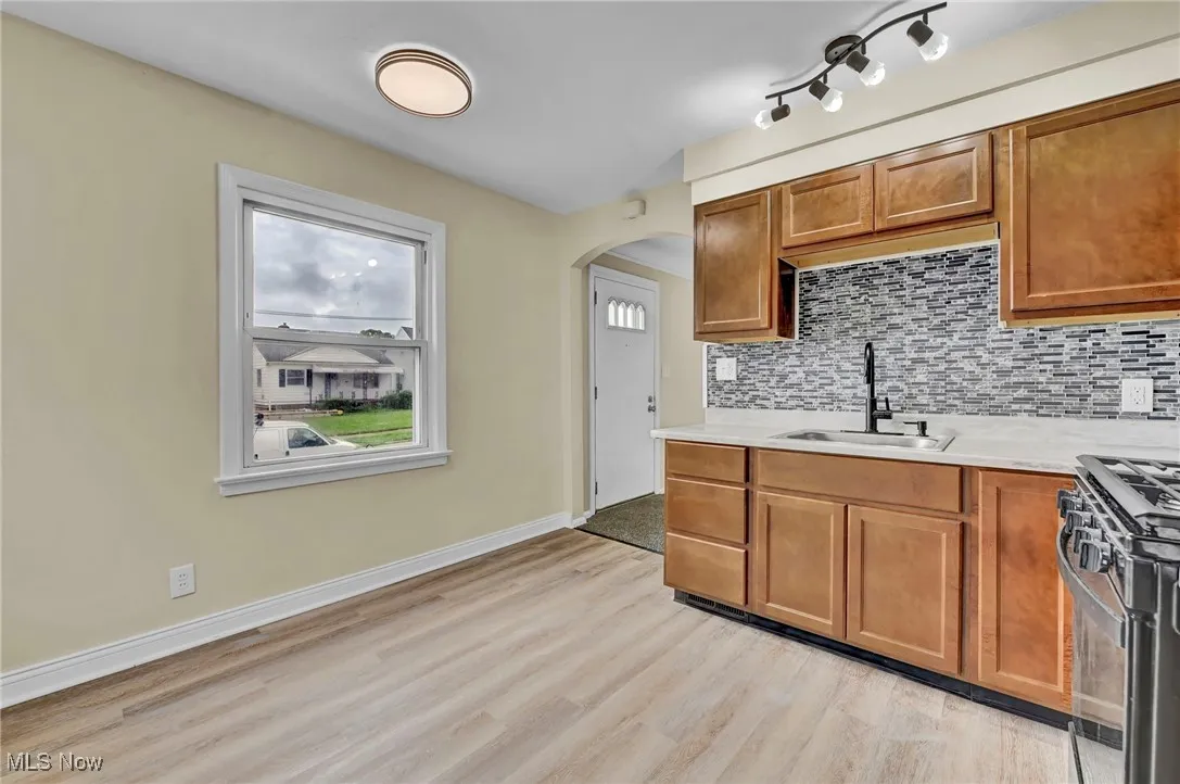 5606 Pelham Drive, Parma, Ohio 44129,MLS Now Listing ID